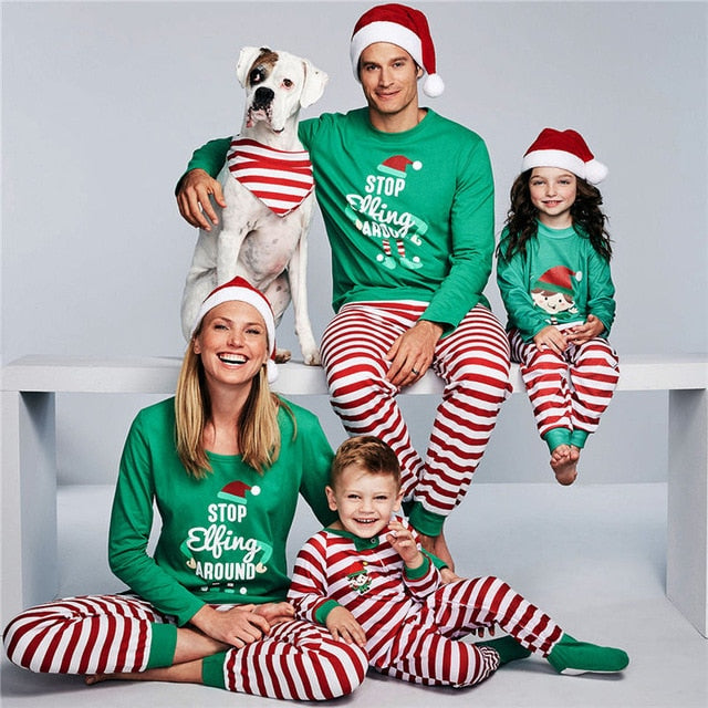 Father Mother Daughter Son Matching Family Outfits Christmas Pajamas Green Striped Snowman Pajamas New Year Kids Sleepwear Fall